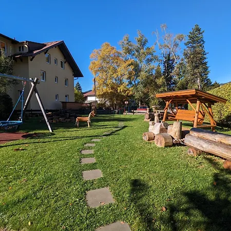 Montana Haus, A14, A17, B4 Oder C8 Apartment