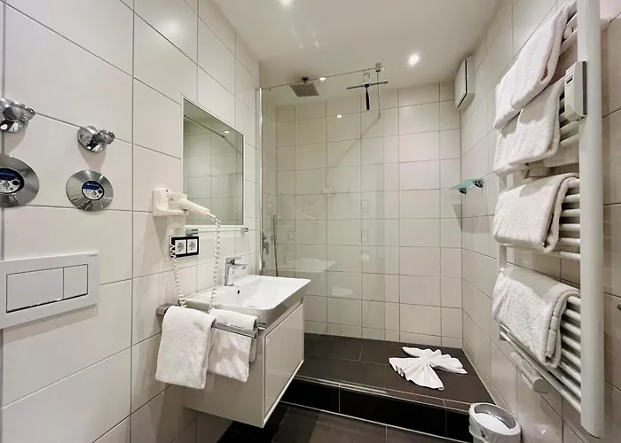 Montana Haus, A14, A17, B4 Oder C8 Appartement *
