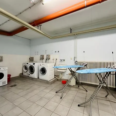 Montana Haus, A14, A17, B4 Oder C8 *