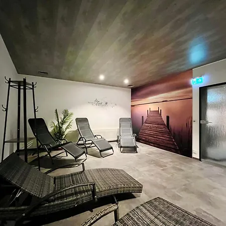 Montana Haus, A14, A17, B4 Oder C8