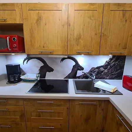 Montana Haus, A14, A17, B4 Oder C8