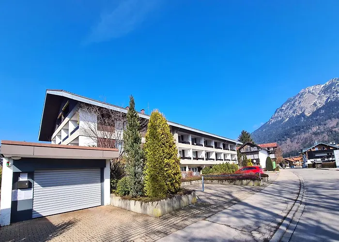 Montana Haus, A14, A17, B4 Oder C8 *